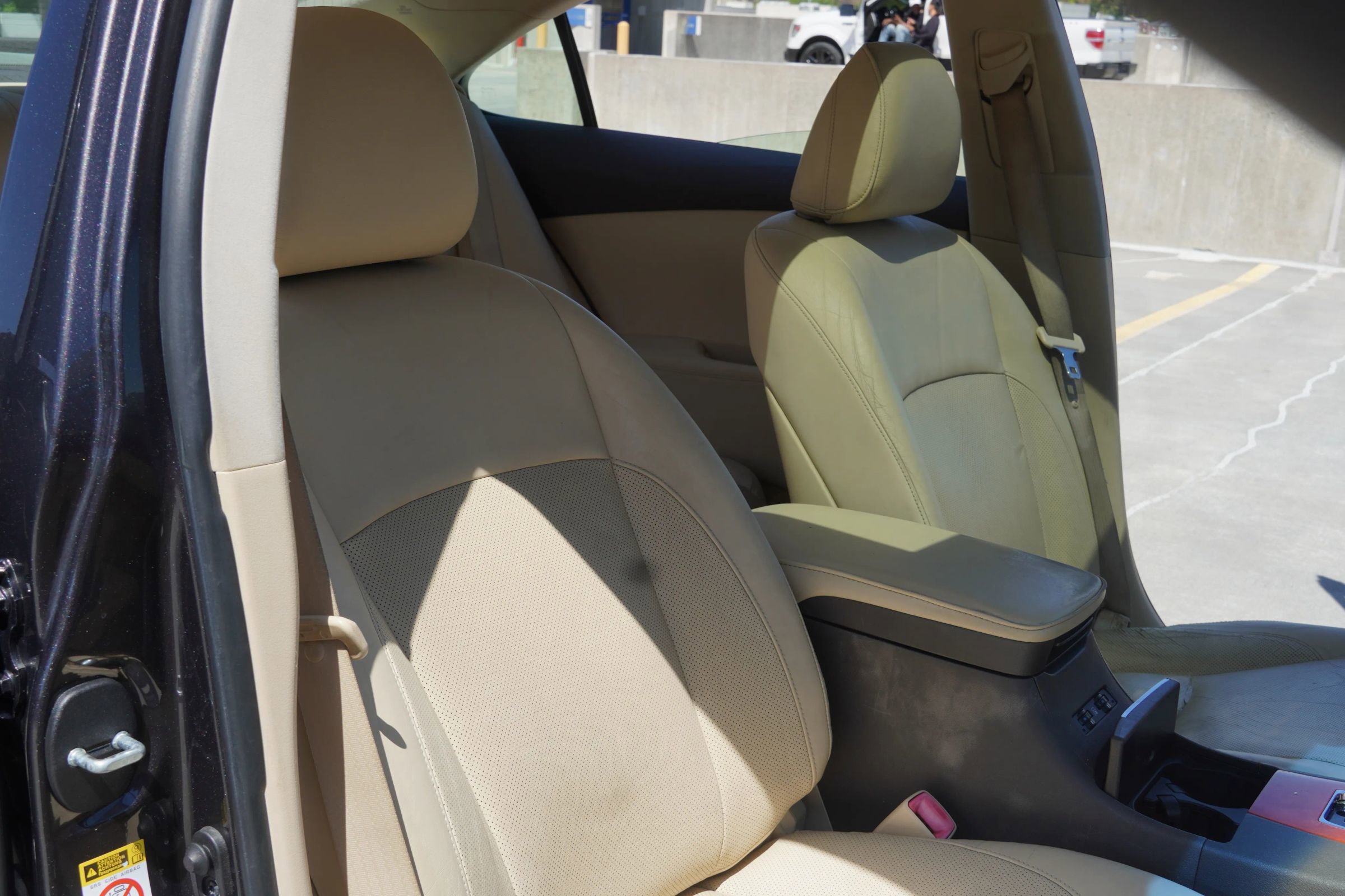 Used 2011 Lexus ES 350 image 30