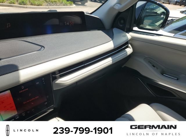 New 2026 Lincoln Navigator L Reserve AWD/4WD image 33