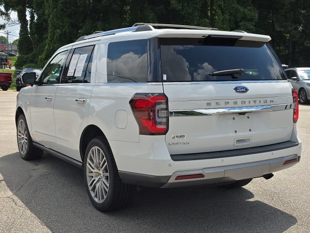Used 2022 Ford Expedition Limited AWD/4WD image 3