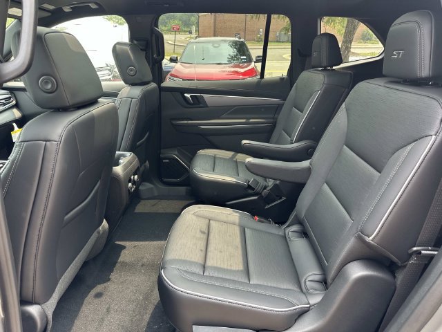 New 2026 Buick Enclave Sport Touring w/ Power Package FWD image 11