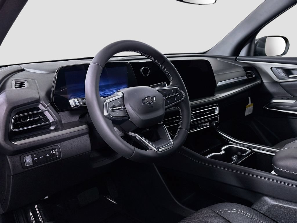 New 2026 Chevrolet Traverse LT w/ Midnight/Sport Edition AWD/4WD image 9