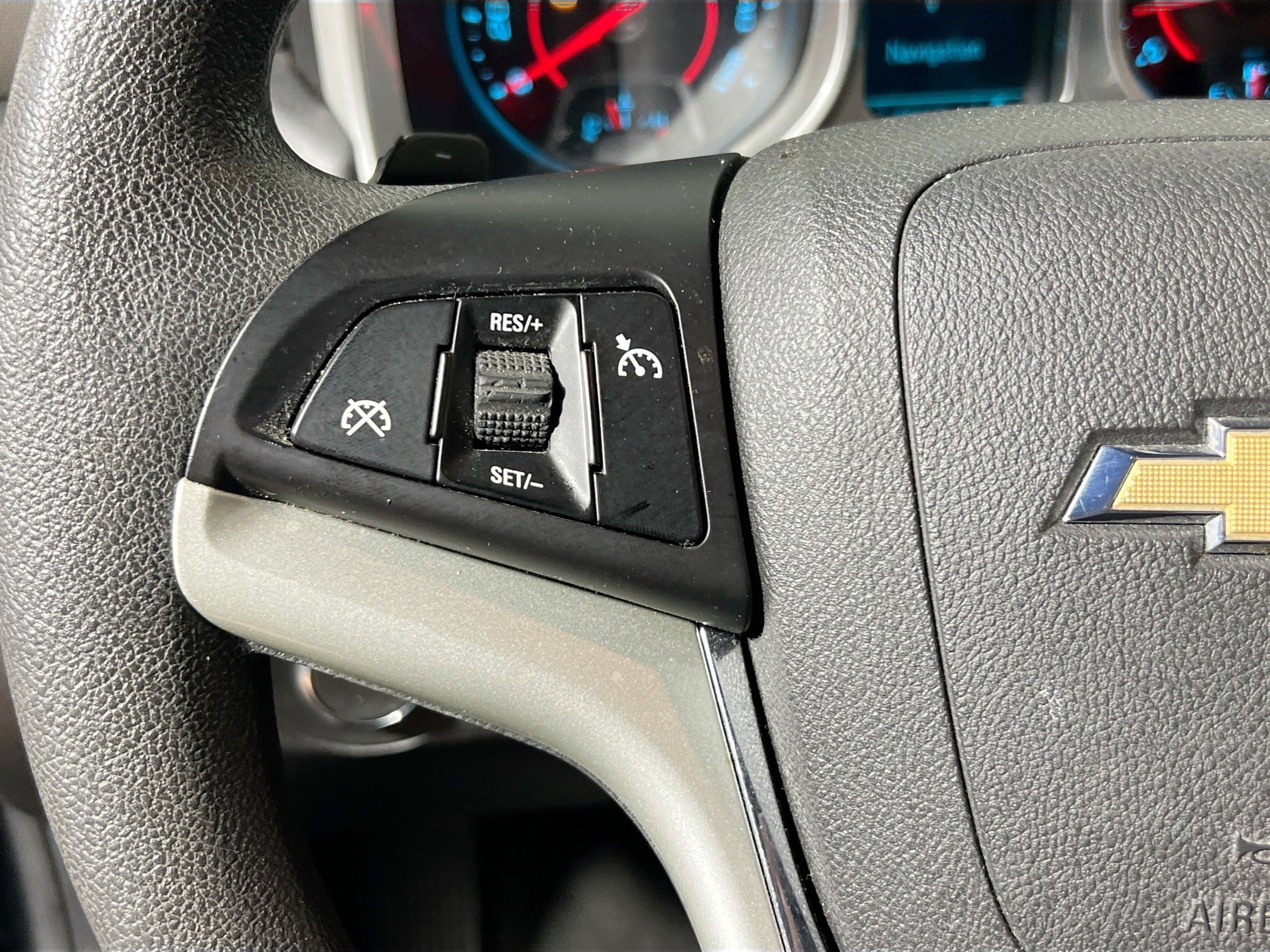 Used 2015 Chevrolet Camaro LS RWD image 15