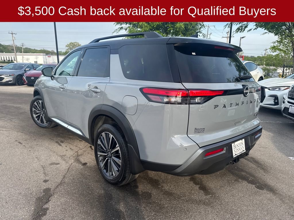 New 2026 Nissan Pathfinder Platinum image 6