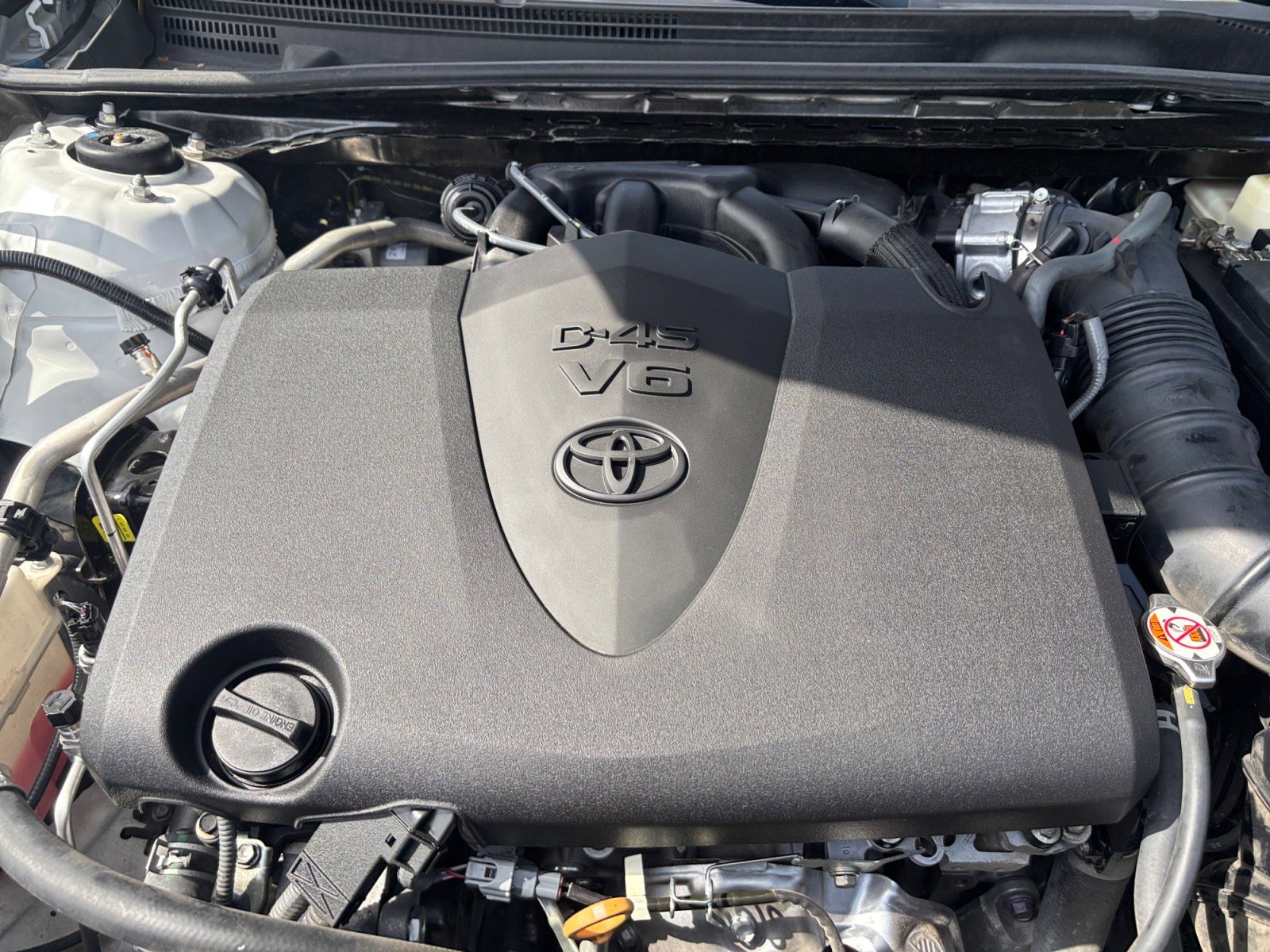 Used 2019 Toyota Avalon XSE image 6