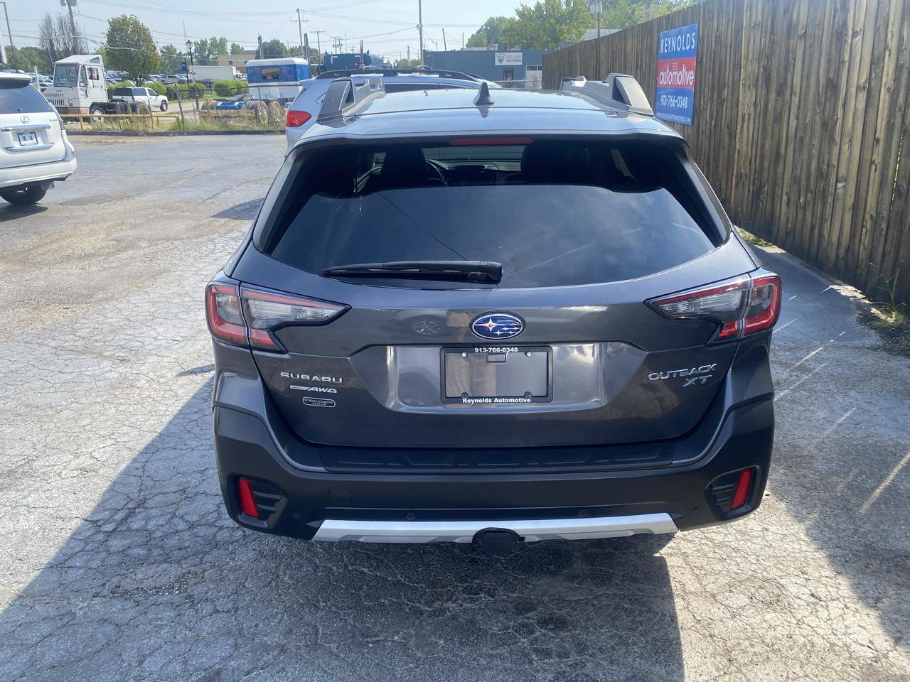 Used 2021 Subaru Outback Limited XT AWD/4WD image 8