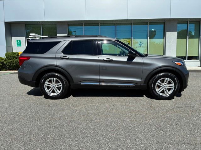 Certified 2023 Ford Explorer XLT w/ Equipment Group 202A AWD/4WD image 4