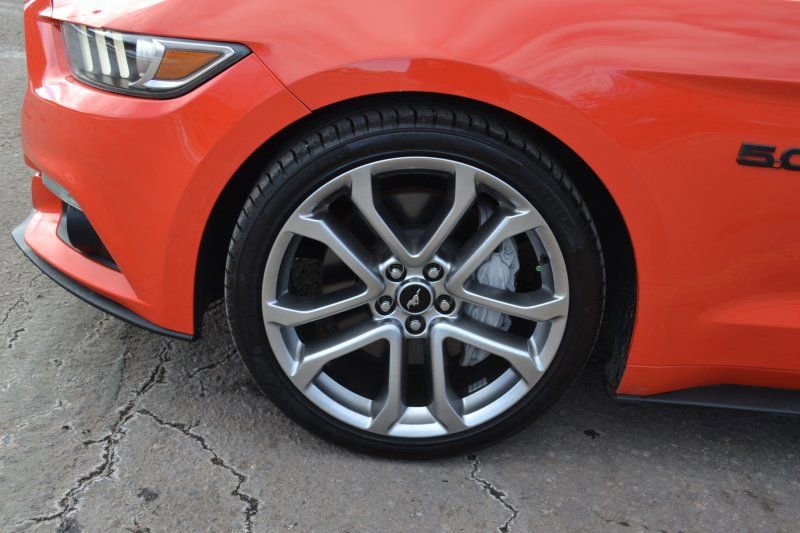 Used 2015 Ford Mustang GT Premium w/ Equipment Group 401A RWD image 37