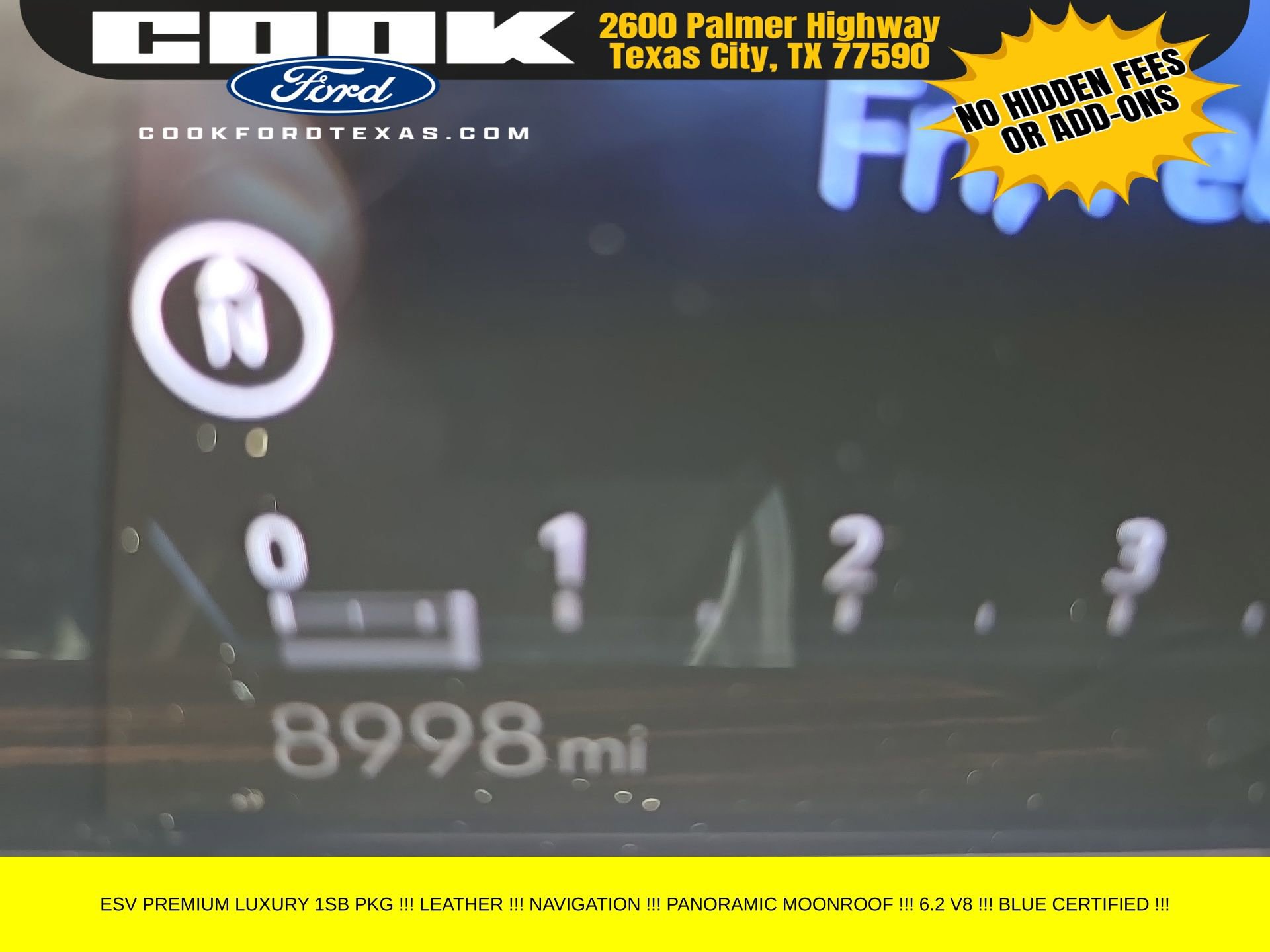 Used 2024 Cadillac Escalade ESV Premium Luxury image 3