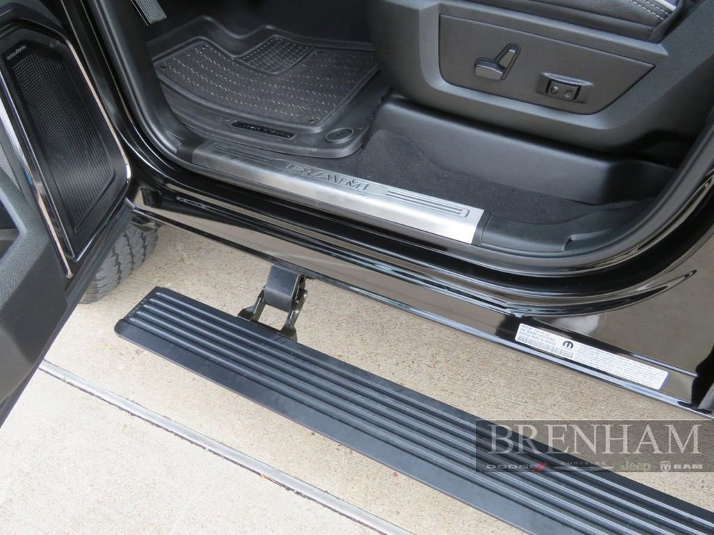 Used 2026 RAM 2500 Limited image 13