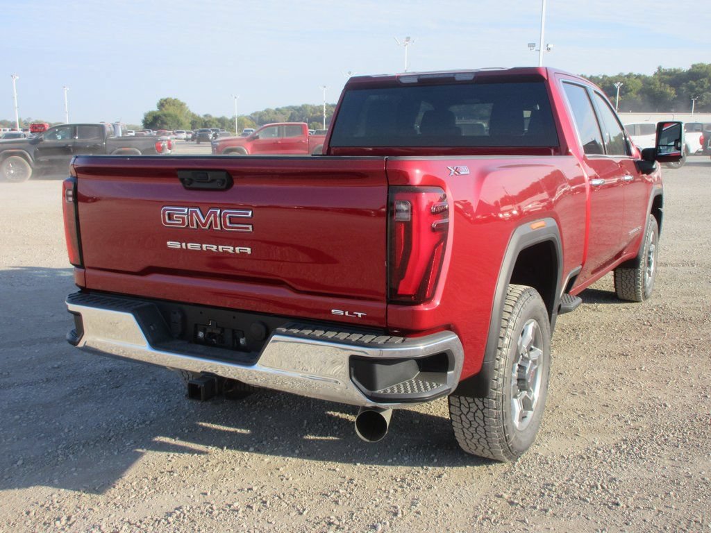 New 2026 GMC Sierra 2500 SLT AWD/4WD image 5