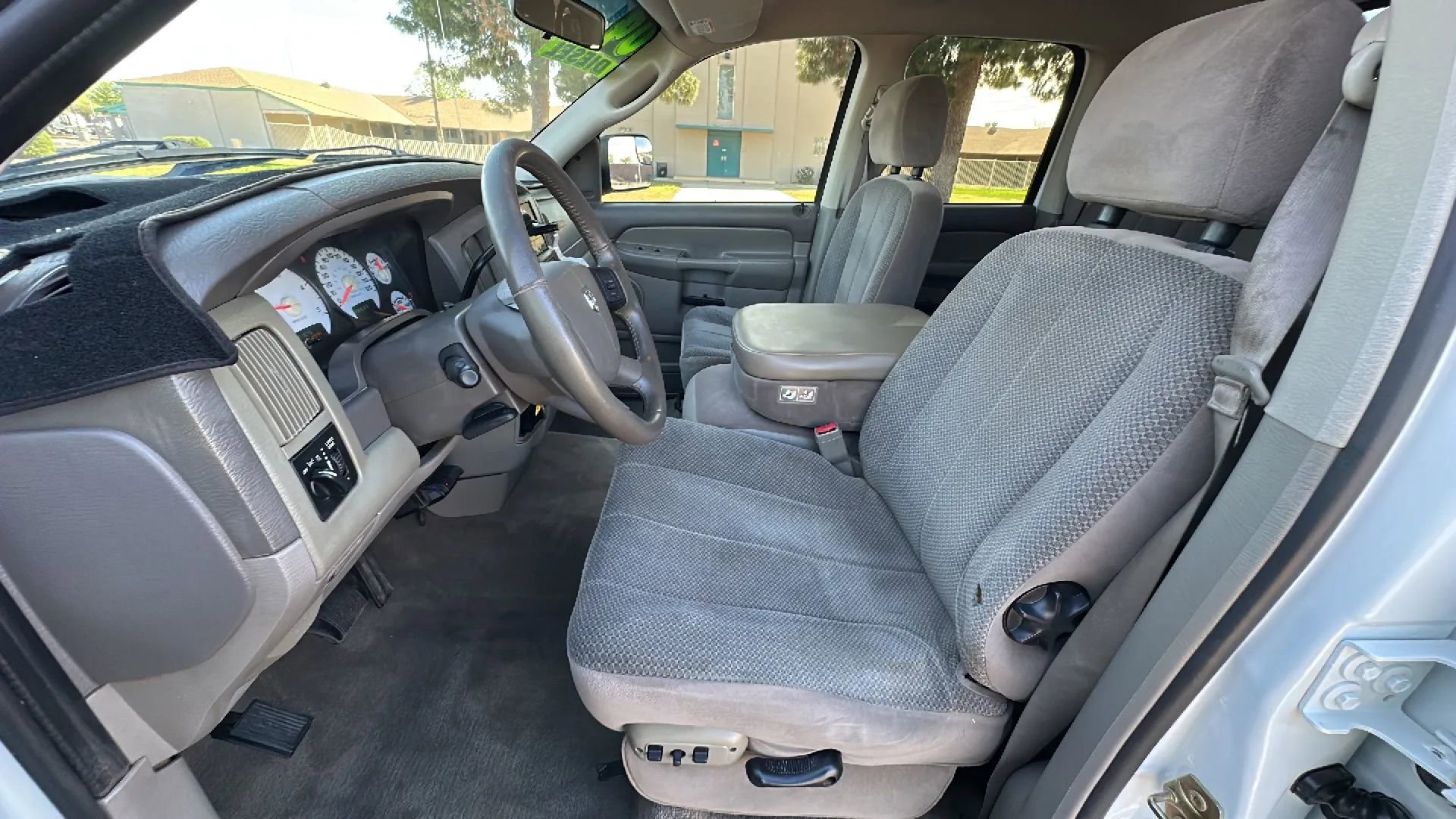 Used 2004 Dodge Ram 2500 Truck SLT w/ Trailer Tow Group image 11