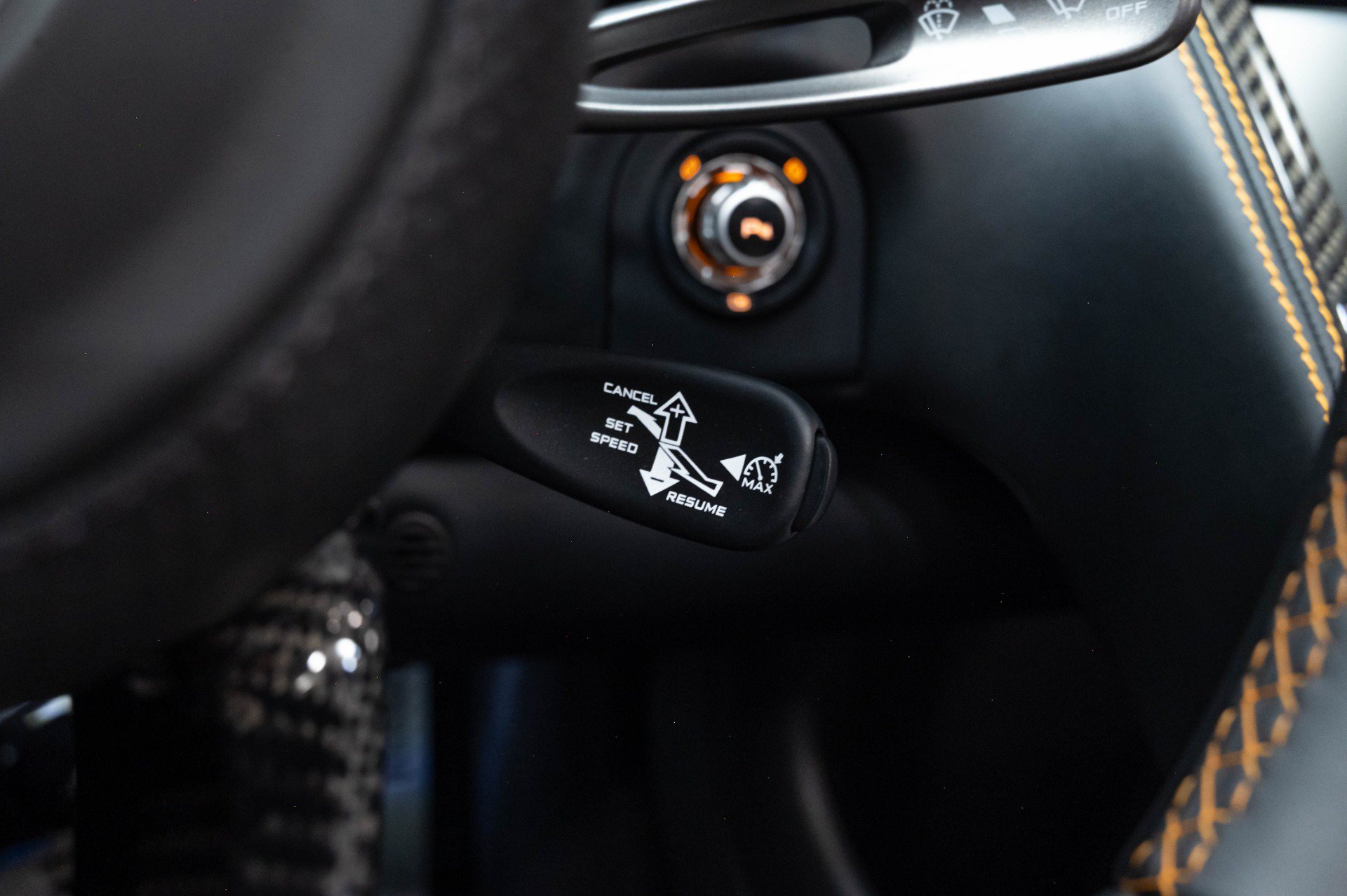 Used 2015 McLaren 650S Spider RWD image 44