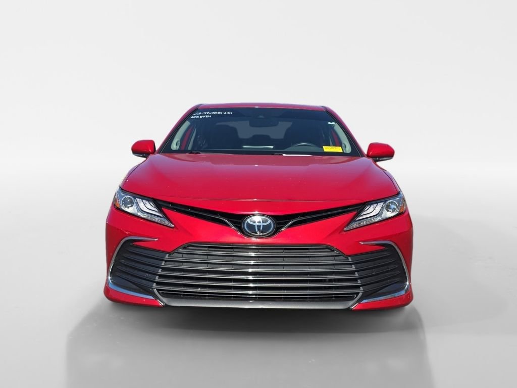 Used 2023 Toyota Camry XLE image 8