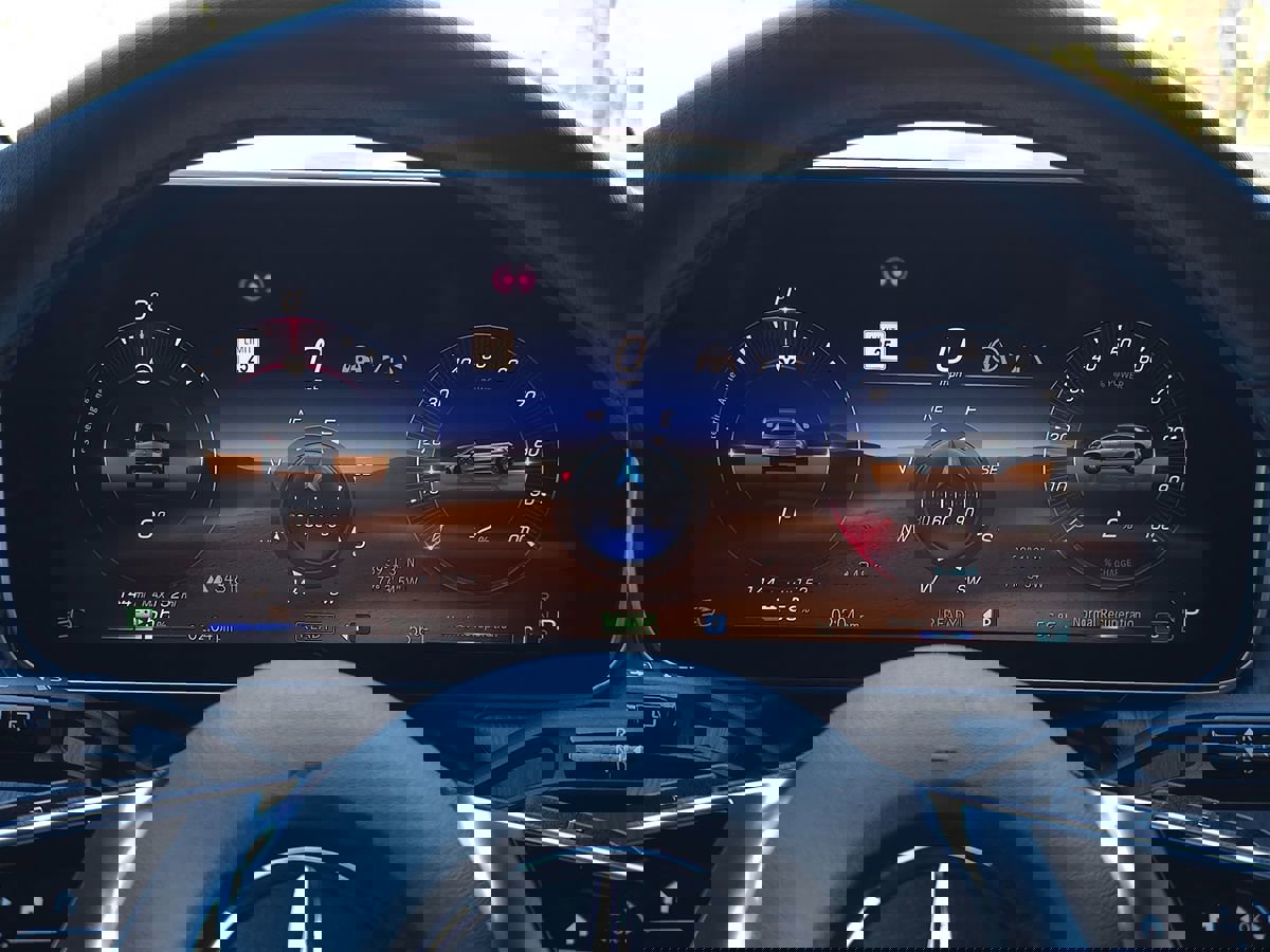 Used 2023 Mercedes-Benz EQE 500 4MATIC SUV image 35