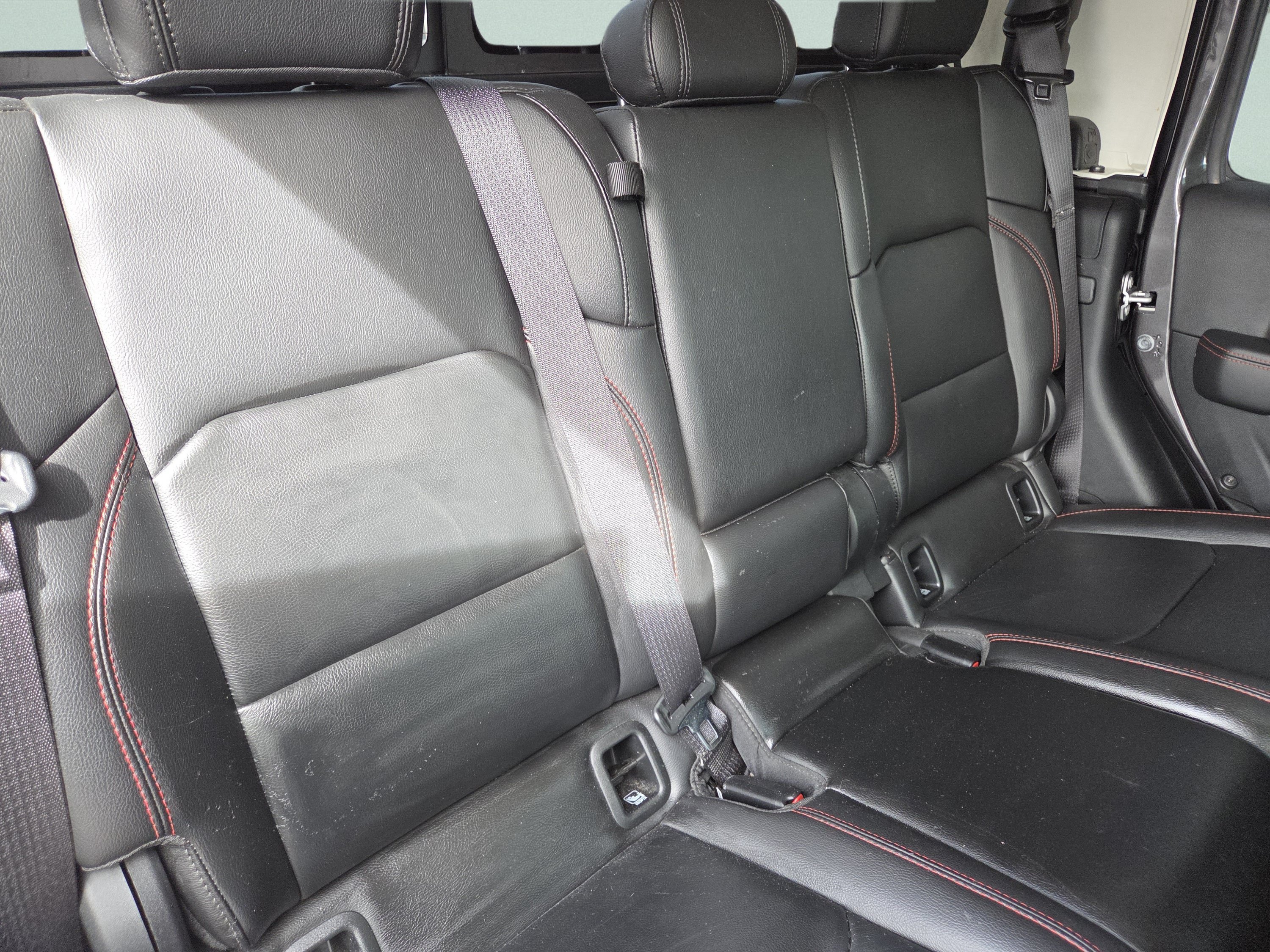 Used 2021 Jeep Gladiator Rubicon AWD/4WD image 5