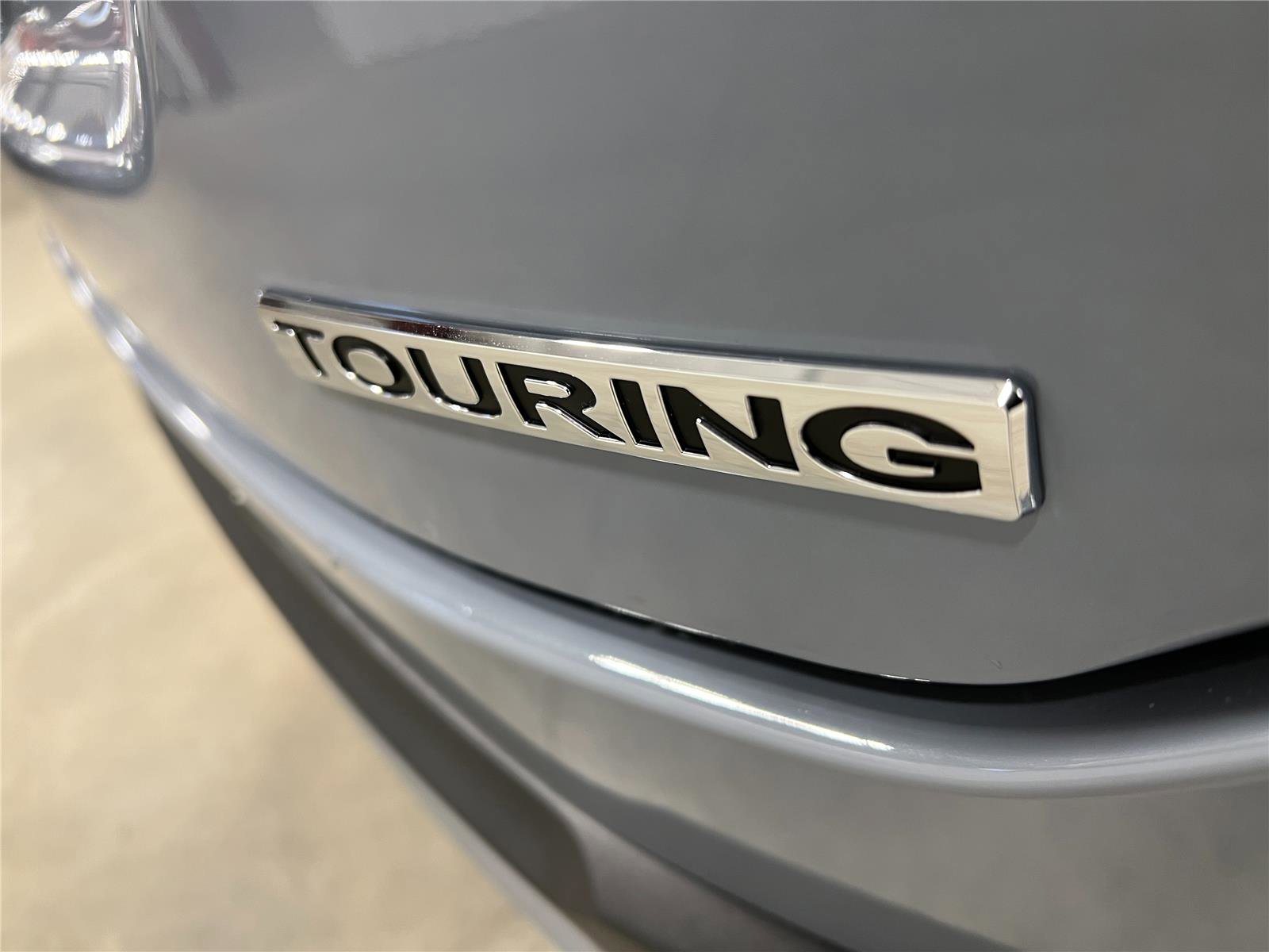 New 2025 Honda Pilot Touring image 7