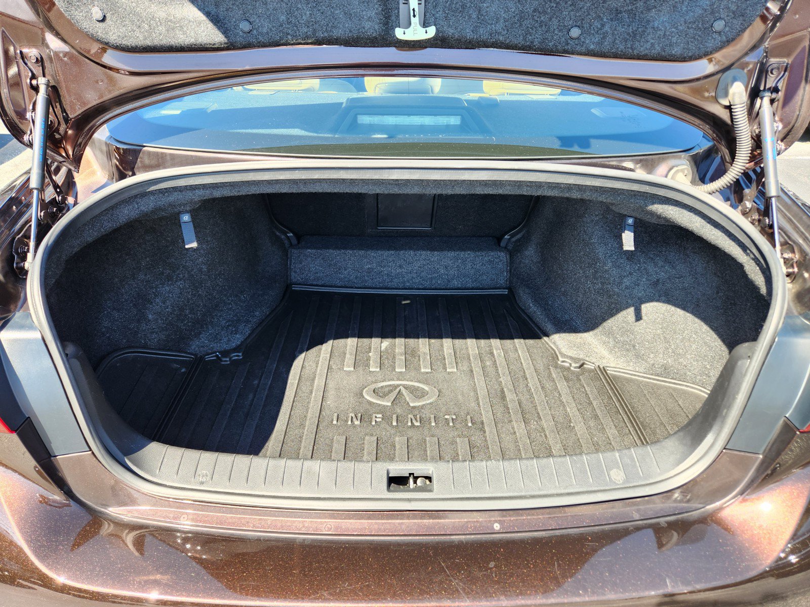 Certified 2018 INFINITI Q50 Luxe w/ Sensory Package (Luxe) AWD/4WD image 8