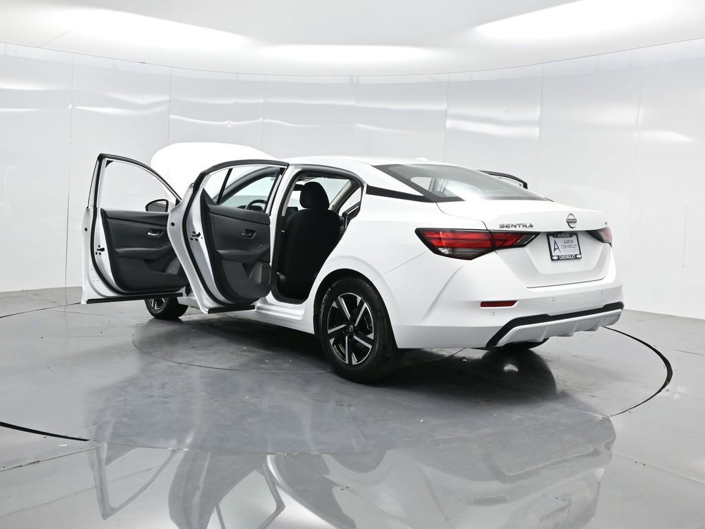 Used 2024 Nissan Sentra SV image 45