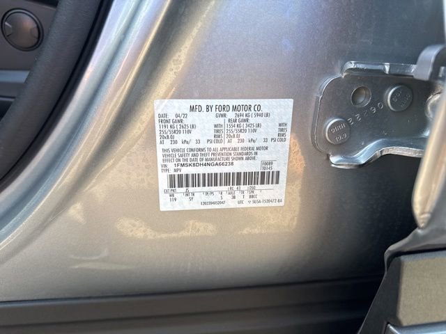 Used 2022 Ford Explorer XLT w/ Equipment Group 202A AWD/4WD image 20