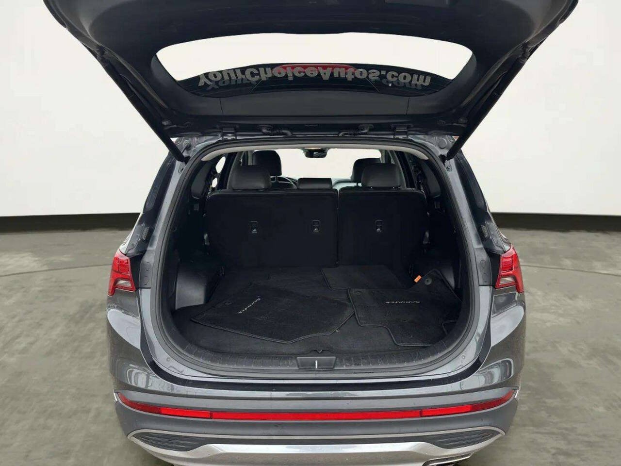 Used 2022 Hyundai Santa Fe SEL w/ Convenience + Premium Package AWD/4WD image 15