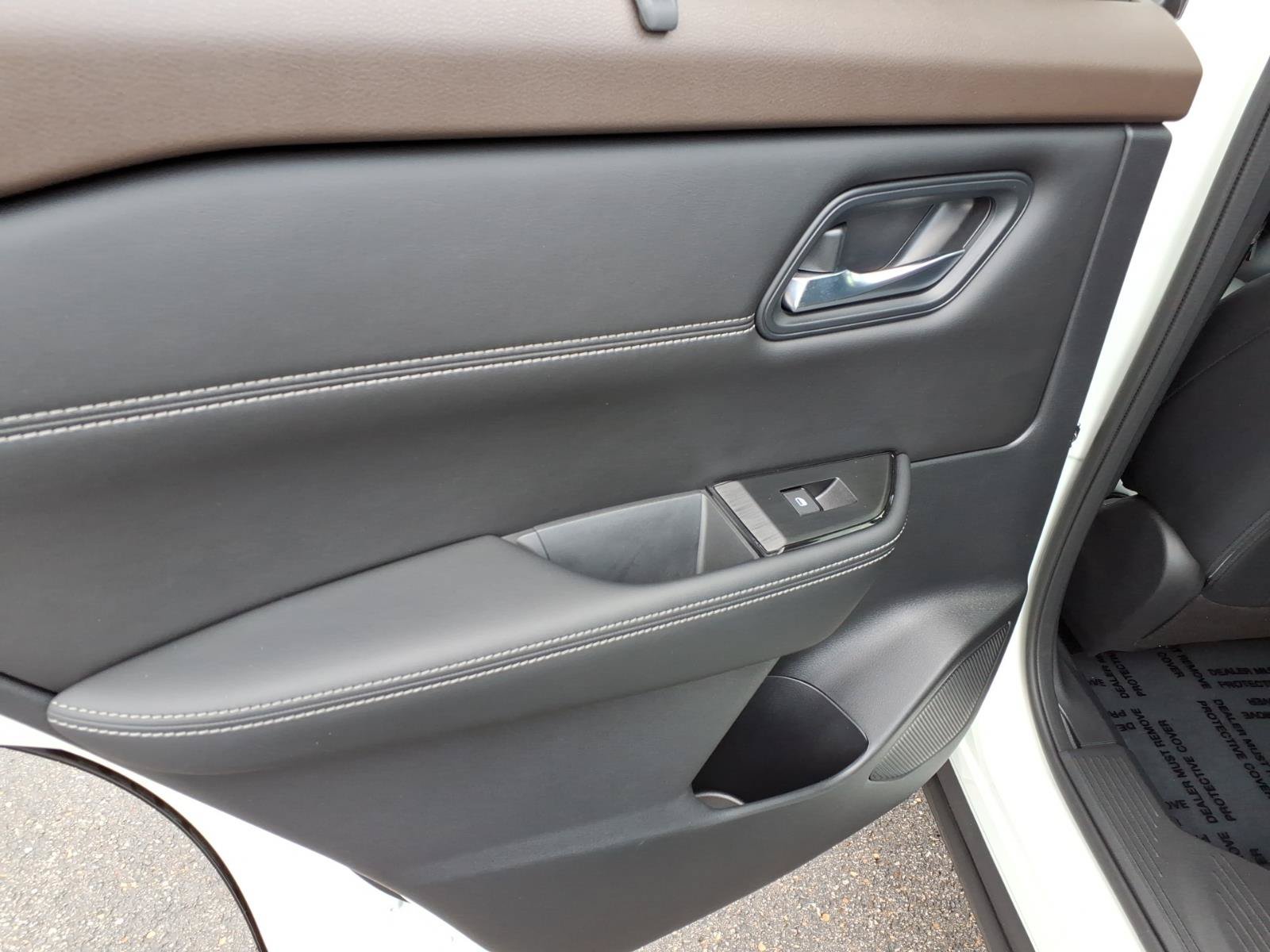 Used 2023 Nissan Rogue SV w/ SV Premium B Package AWD/4WD image 8