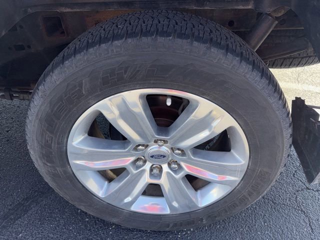 Used 2016 Ford F150 Platinum w/ Max Trailer Tow Package image 32