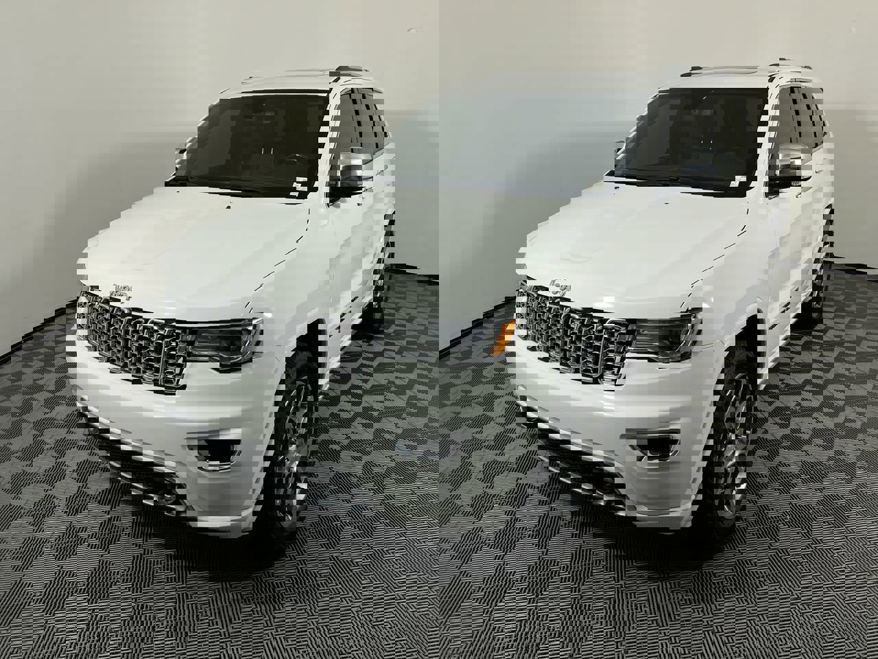 Used 2020 Jeep Grand Cherokee Overland image 7