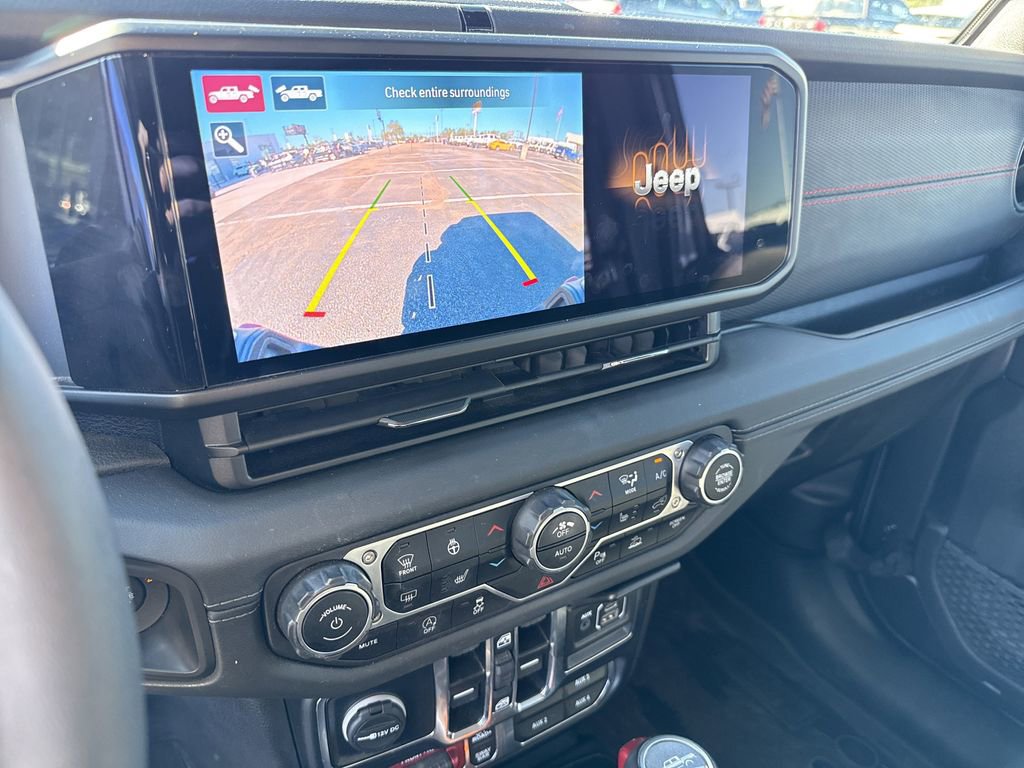 Used 2024 Jeep Gladiator Rubicon image 20