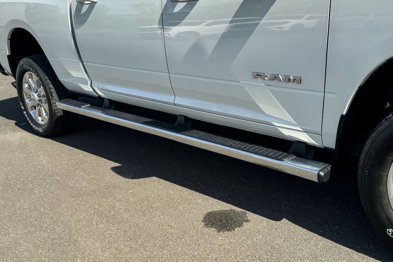Used 2023 RAM 2500 Laramie AWD/4WD image 14
