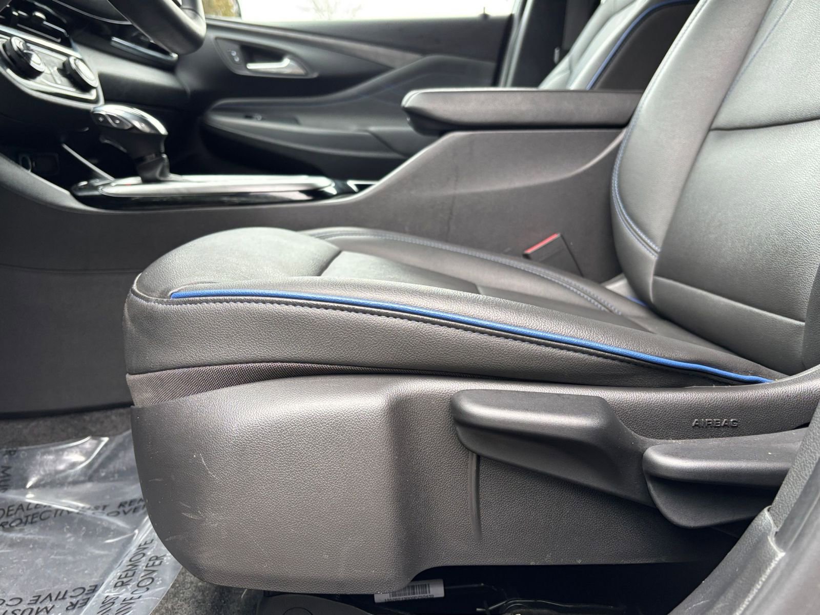 Used 2025 Buick Envista Sport Touring image 27