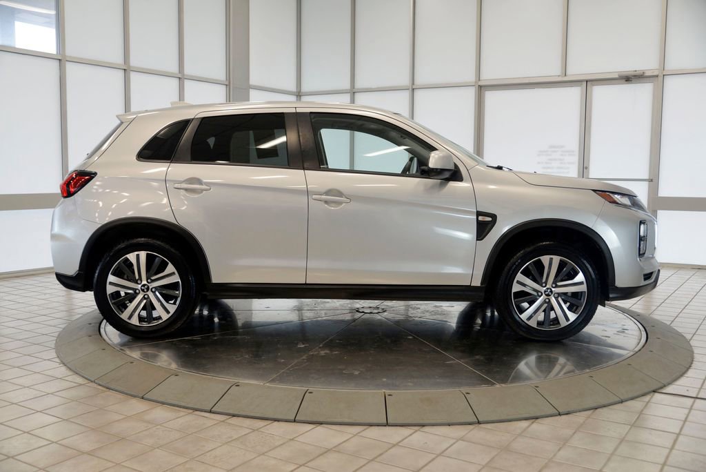Used 2021 Mitsubishi Outlander Sport ES image 9