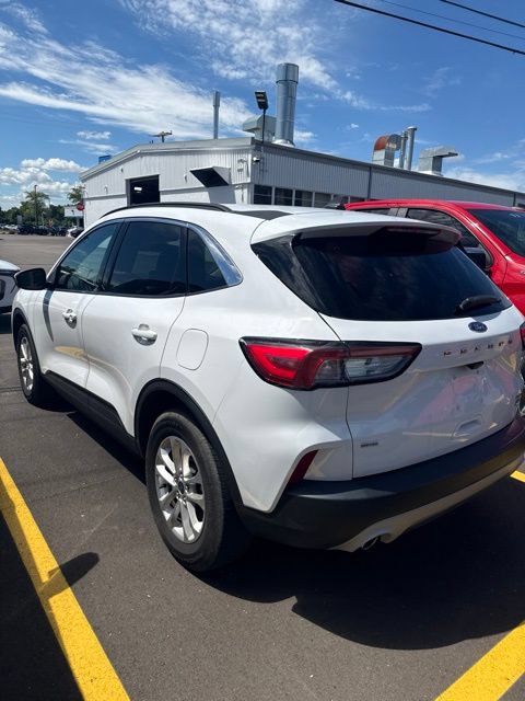 Used 2021 Ford Escape SE AWD/4WD image 4
