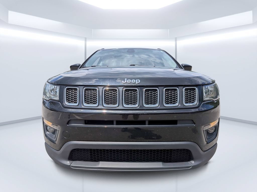 Used 2019 Jeep Compass Latitude FWD image 8