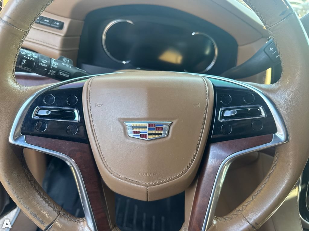 Used 2017 Cadillac Escalade Platinum AWD/4WD image 10