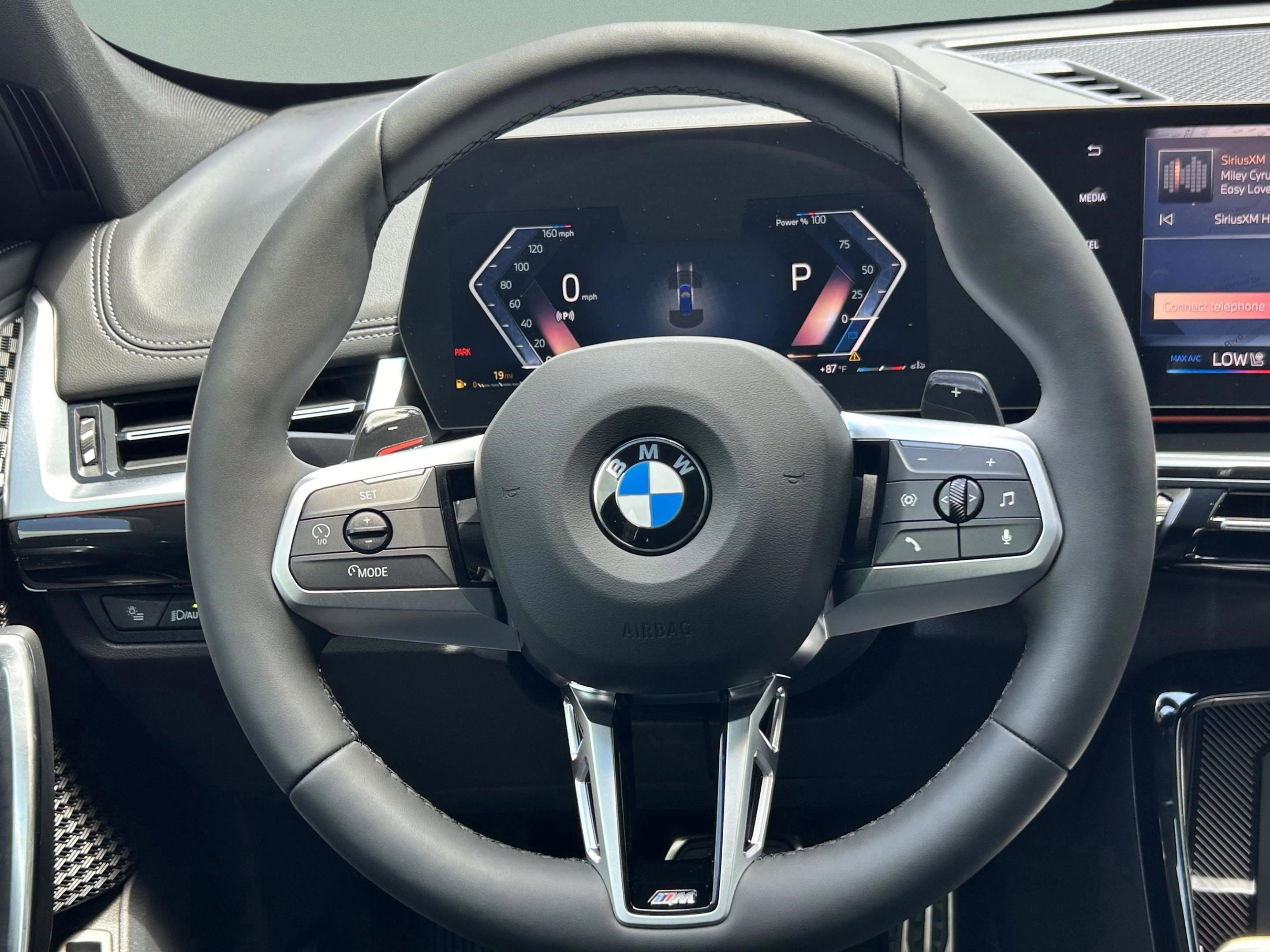 Used 2025 BMW X1 xDrive28i w/ Technology Package image 9