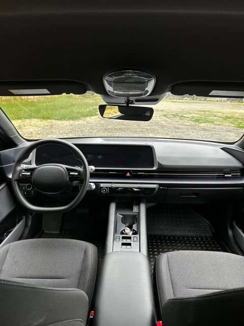 Certified 2025 Hyundai Ioniq 6 SE RWD image 25