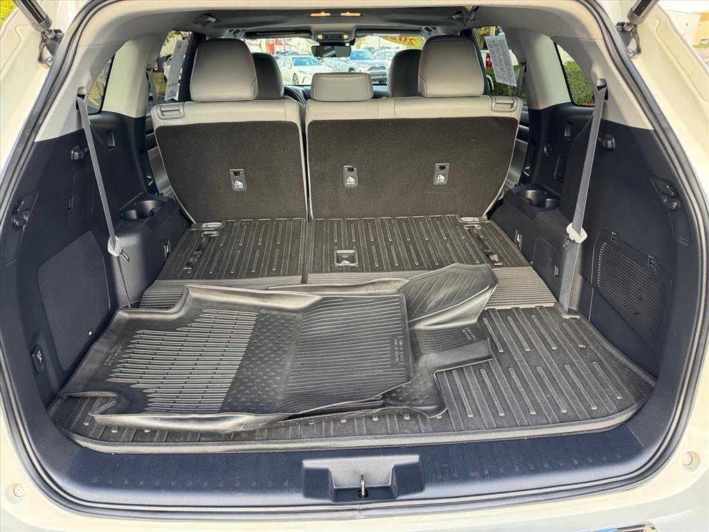 Certified 2021 Toyota Highlander Limited image 4