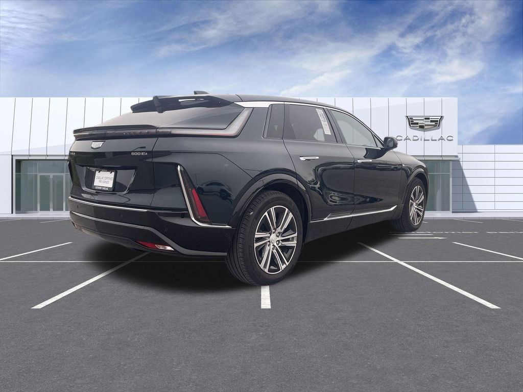 Certified 2024 Cadillac Lyriq Luxury image 8