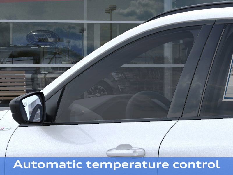Used 2025 Ford Escape ST-Line w/ Cold Weather Package image 22