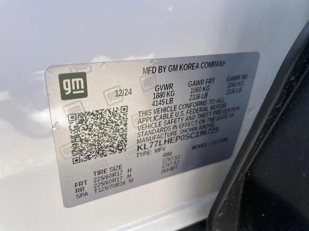 Used 2025 Chevrolet Trax LT FWD image 38
