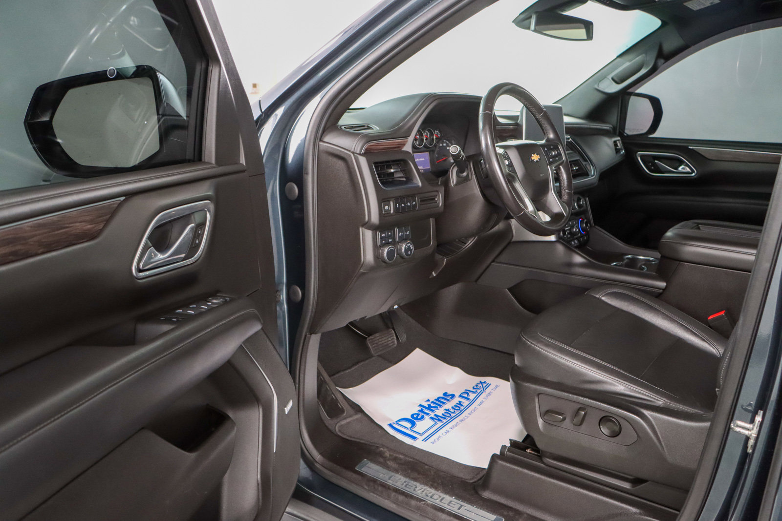 Used 2021 Chevrolet Tahoe LT image 3