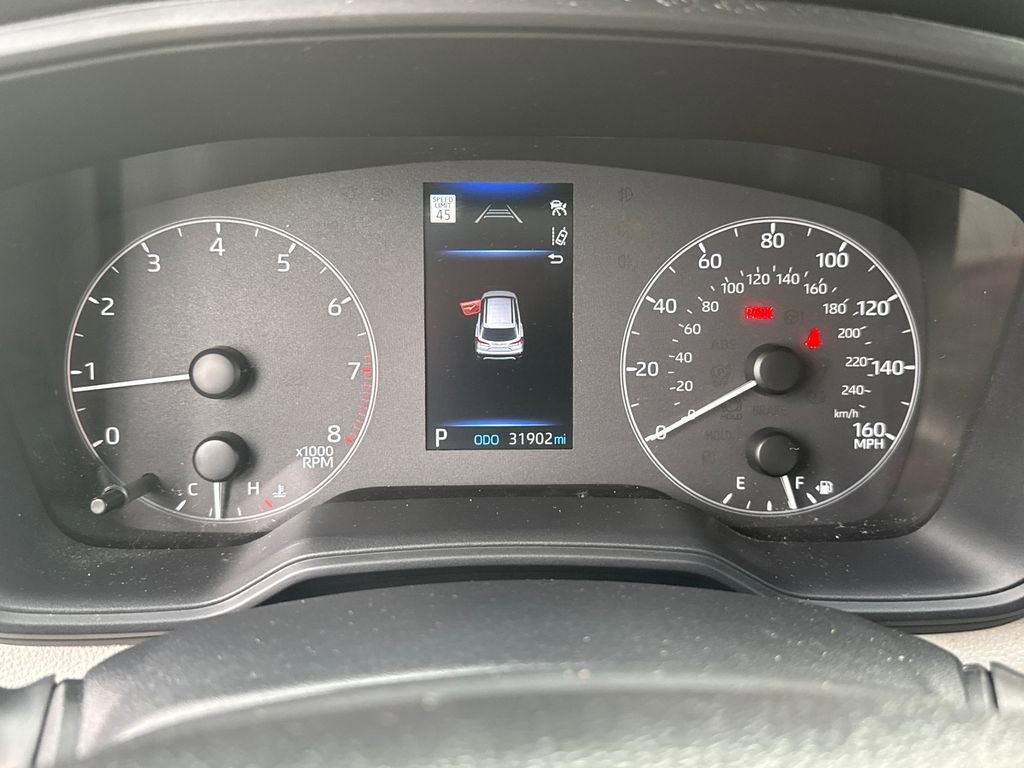 Certified 2024 Toyota Corolla Cross L image 27