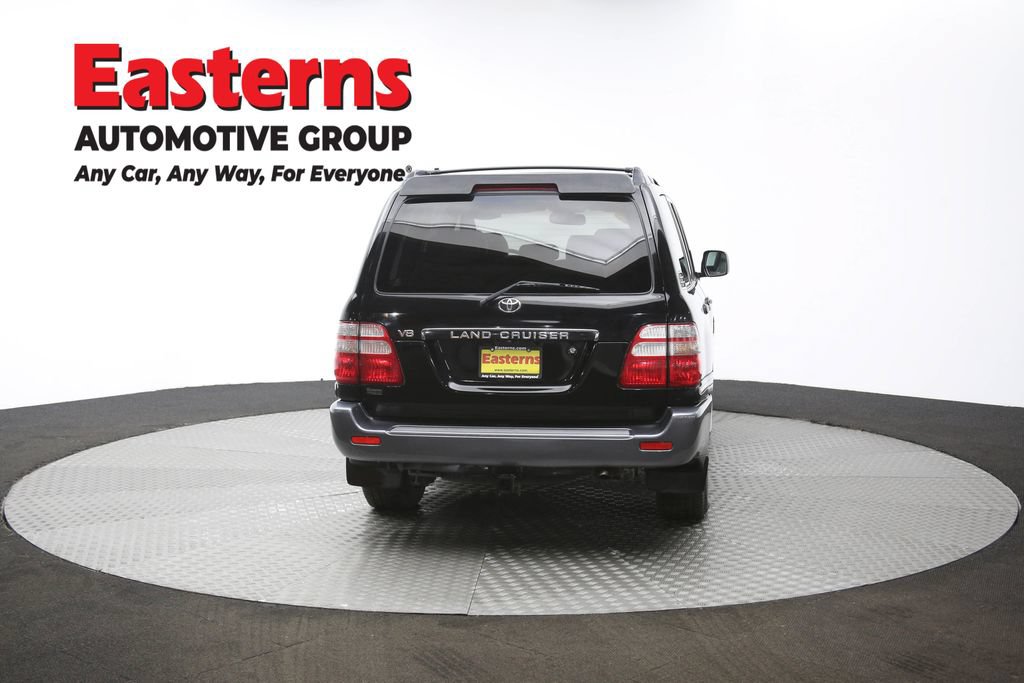 Used 2005 Toyota Land Cruiser AWD/4WD image 40