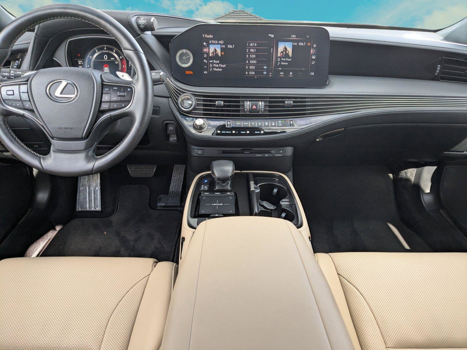 Certified 2021 Lexus LS 500 w/ Accessory Package (Z2) RWD image 22