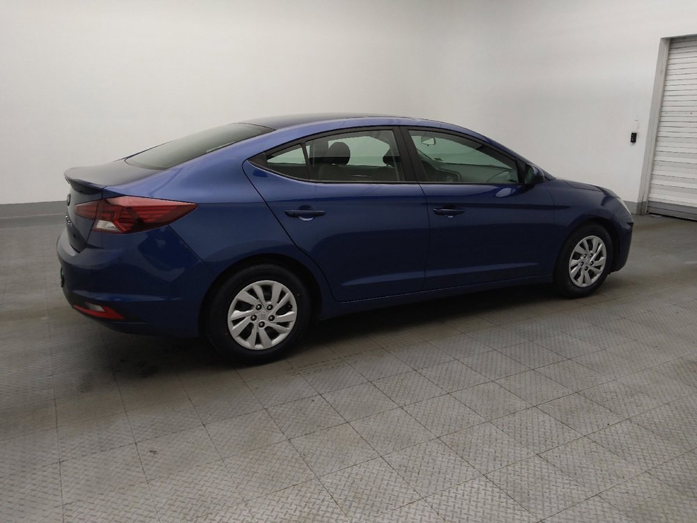 Used 2019 Hyundai Elantra SE image 10
