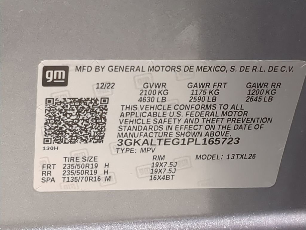 Used 2023 GMC Terrain SLE w/ Driver Convenience Package image 41