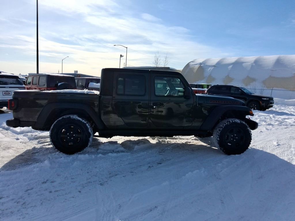 Certified 2023 Jeep Gladiator Mojave image 9