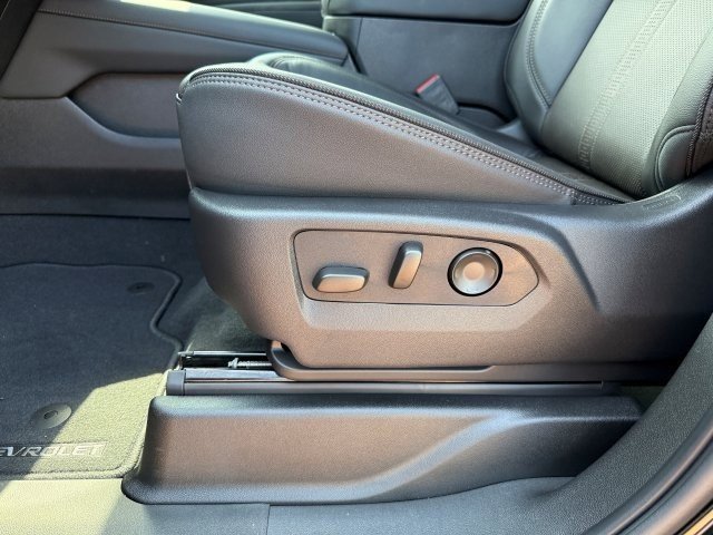 New 2025 Chevrolet Suburban High Country image 15