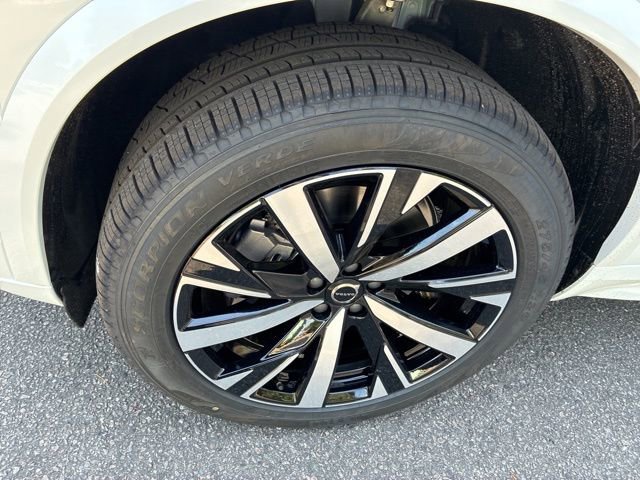 New 2026 Volvo XC90 B5 Core AWD/4WD image 12