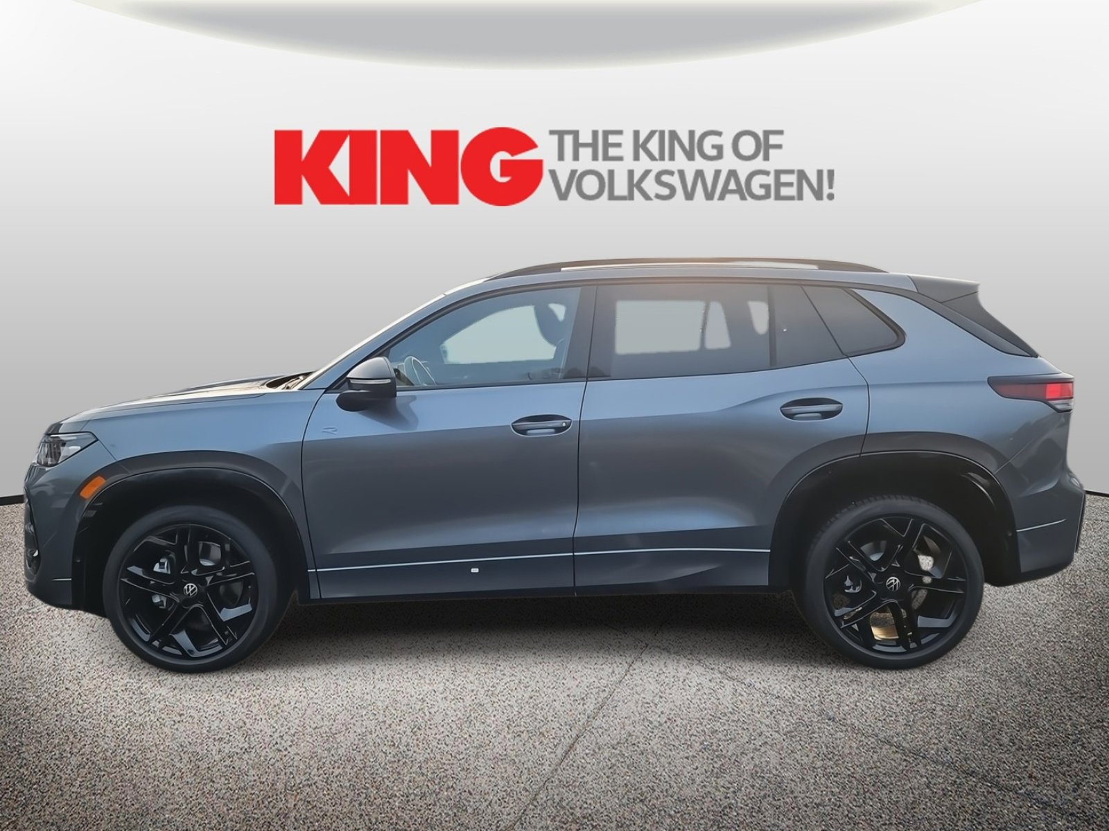 New 2026 Volkswagen Tiguan SE R-Line image 7